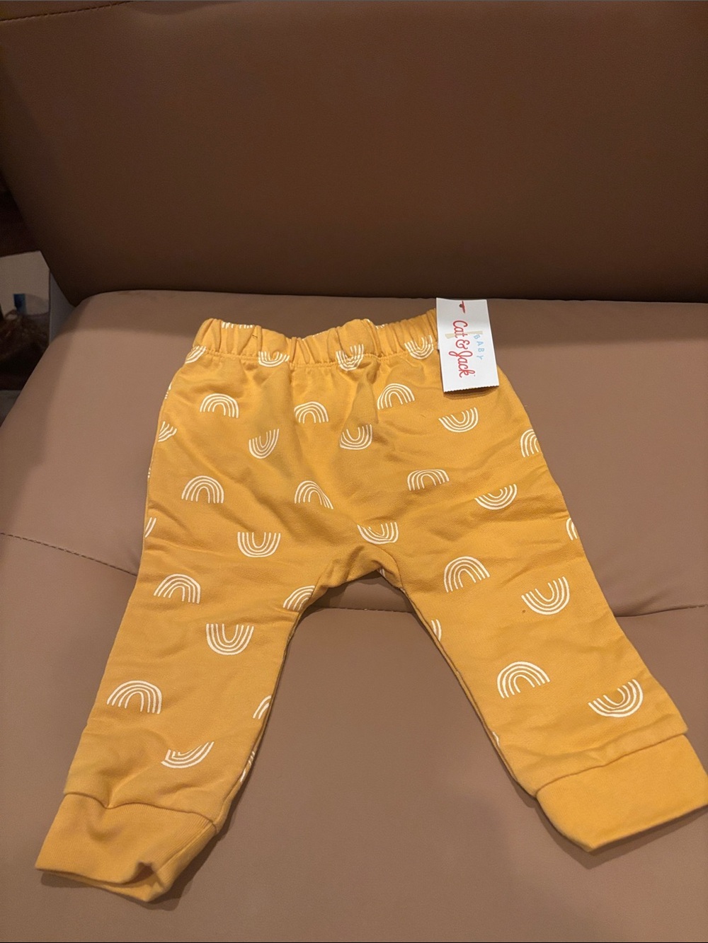 Cat & Jack Mustard Yellow Leggings with White Rainbow Motif